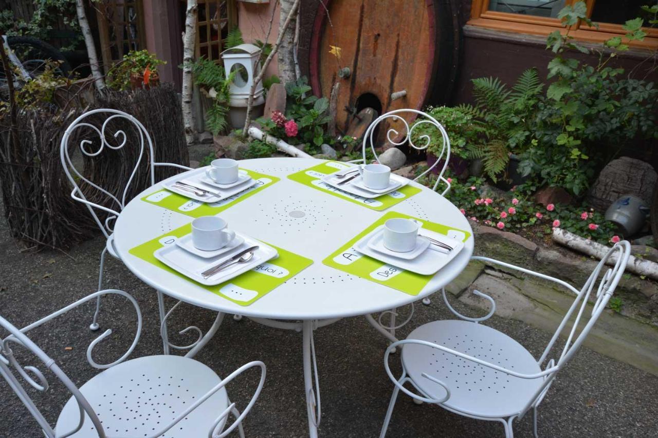 Chez Cecile Bed And Breakfast Chez Le Vigneron コルマール エクステリア 写真