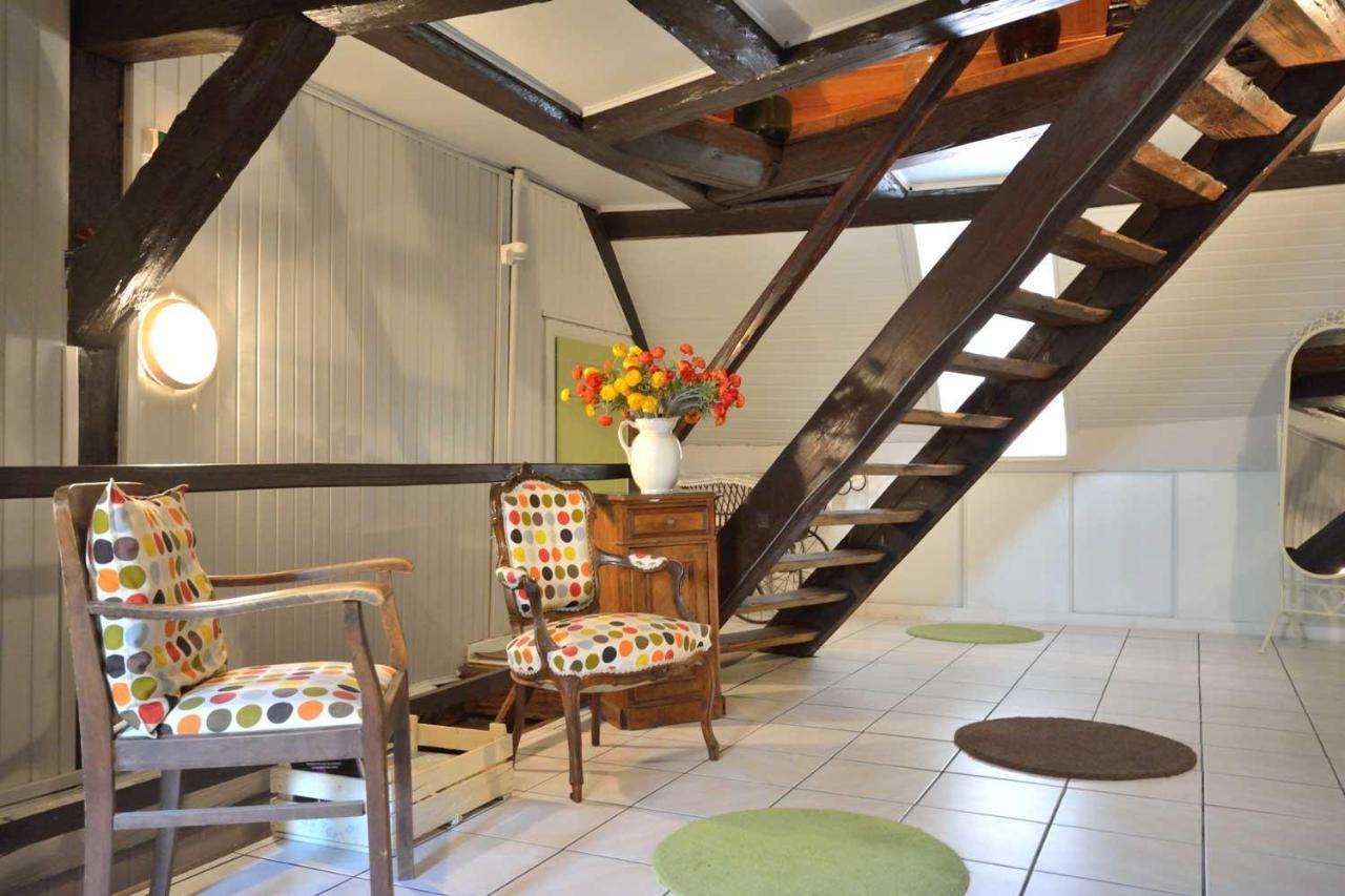 Chez Cecile Bed And Breakfast Chez Le Vigneron コルマール エクステリア 写真