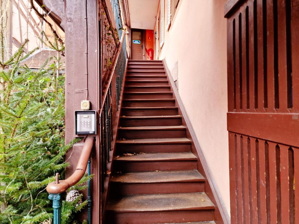 Chez Cecile Bed And Breakfast Chez Le Vigneron コルマール エクステリア 写真